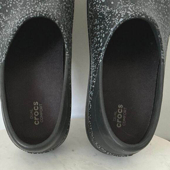 Crocs Women's Neria Pro II Graphic Slip On Clog Shoes Size 11 Black Print - Picture 6 of 10